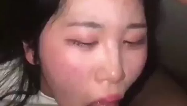 强迫醉酒女同事口交